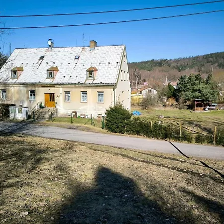 Appartement Spacious Duplex With Fireplace By The Nisa River *