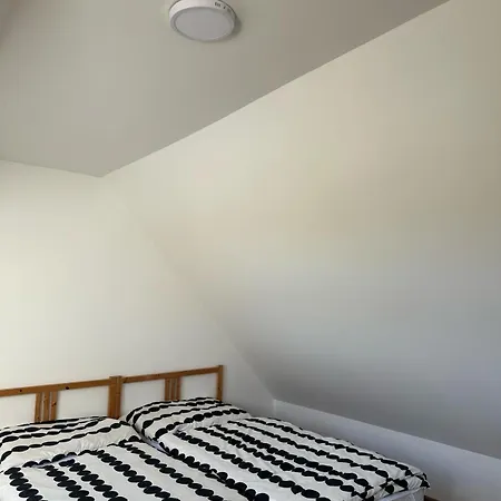 Spacious Duplex With Fireplace By The Nisa River 리베레츠