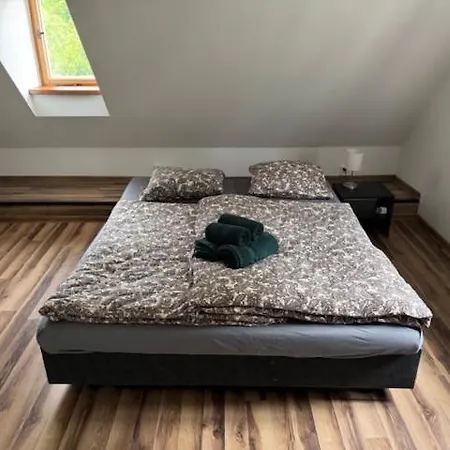 Spacious Duplex With Fireplace By The Nisa River Apartmán Liberec