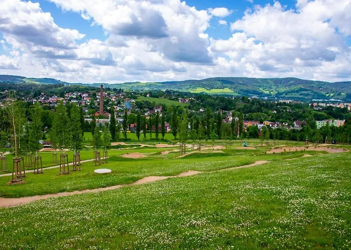 Spacious Duplex With Fireplace By The Nisa River * Liberec